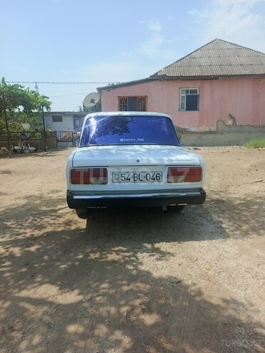 LADA (VAZ) 2107 2007, 95,510 km - 1.6 l - Salyan