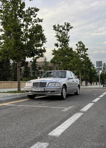 Mercedes C 200 1998, 224,000 km - 2.0 l - Bakı