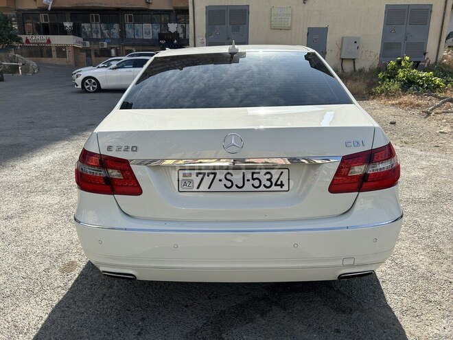 Mercedes E 220 d 2012, 260,000 km - 2.2 l - Bakı