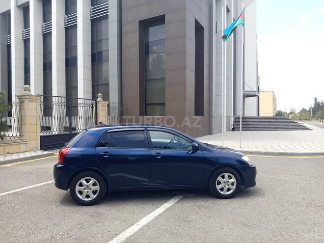 Toyota Corolla 2005, 299,200 km - 1.4 l - Şirvan