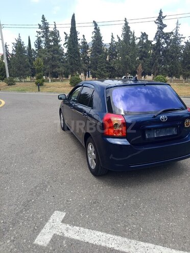 Toyota Corolla 2005, 299,200 km - 1.4 l - Şirvan