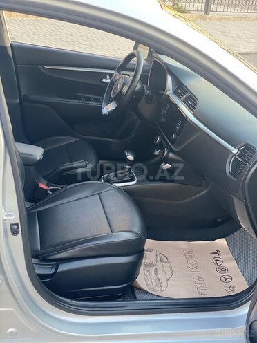 Kia Rio 2020, 41,000 km - 1.6 л - Bakı