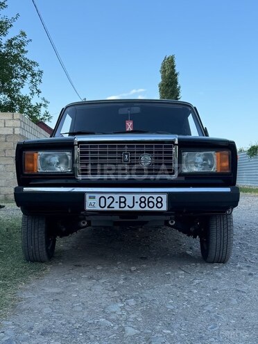 LADA (VAZ) 2107-1