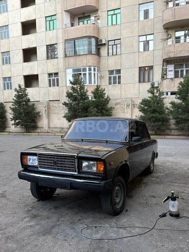 LADA (VAZ) 2107-4