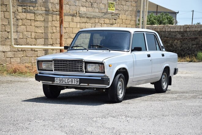 LADA (VAZ) 2107 2011, 142,627 km - 1.6 л - Bakı
