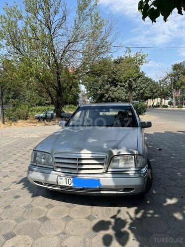 Mercedes C 220 d 1994, 812,030 km - 2.2 l - Masallı