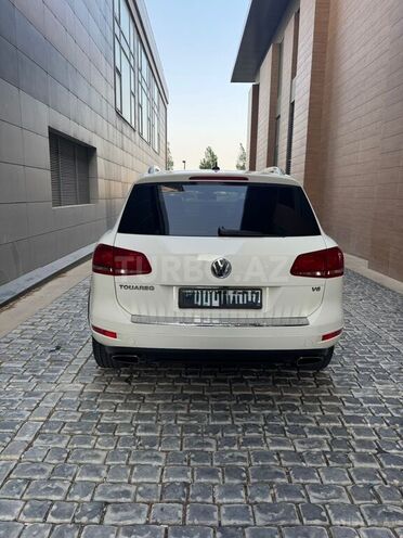 Volkswagen Touareg 2010, 334,450 km - 3.6 л - Bakı