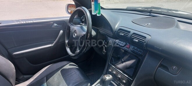 Mercedes C 240 2002, 640,000 km - 2.6 l - Sumqayıt
