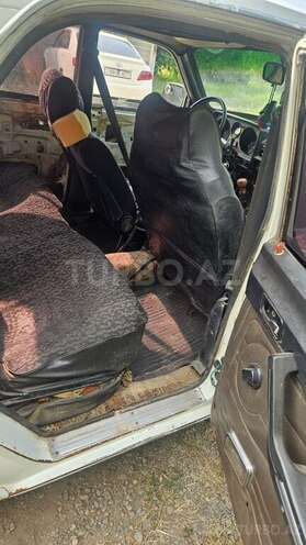 GAZ 24 1989, 100,000 km - 2.5 l - Qazax