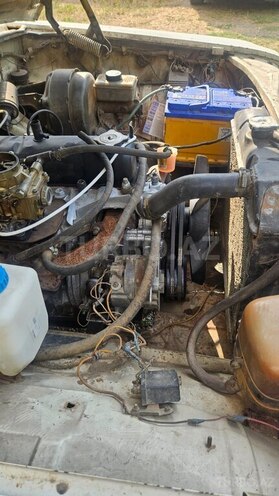 GAZ 24 1989, 100,000 km - 2.5 l - Qazax
