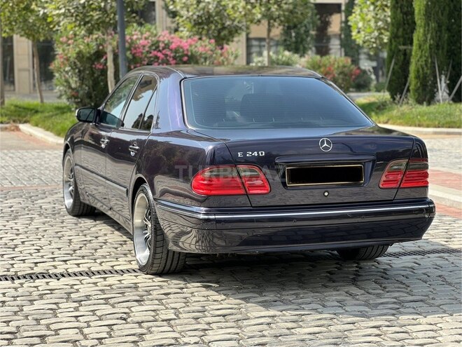 Mercedes E 240 1999, 257,000 km - 2.4 l - Bakı