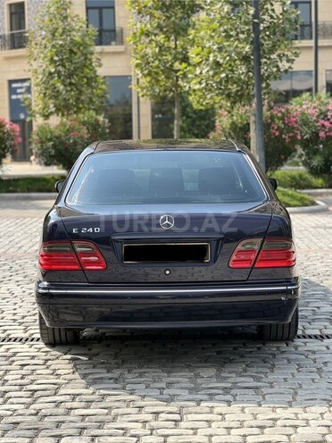 Mercedes E 240 1999, 257,000 km - 2.4 l - Bakı