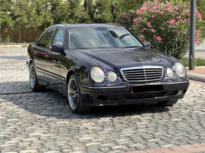 Mercedes E 240 1999, 257,000 km - 2.4 l - Bakı