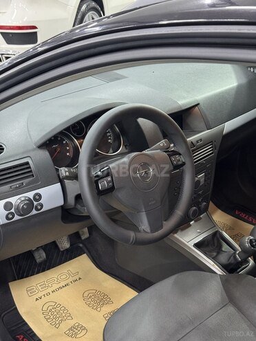 Opel Astra 2006, 137,000 km - 1.4 l - Sumqayıt