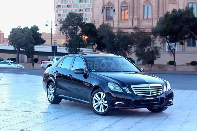 Mercedes E 250 2009, 278,000 km - 2.1 l - Bakı
