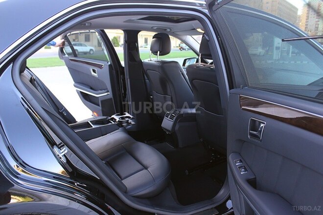 Mercedes E 250 2009, 278,000 km - 2.1 l - Bakı
