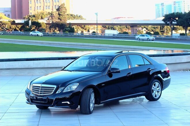 Mercedes E 250 2009, 278,000 km - 2.1 l - Bakı