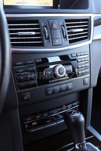 Mercedes E 250 2009, 278,000 km - 2.1 l - Bakı