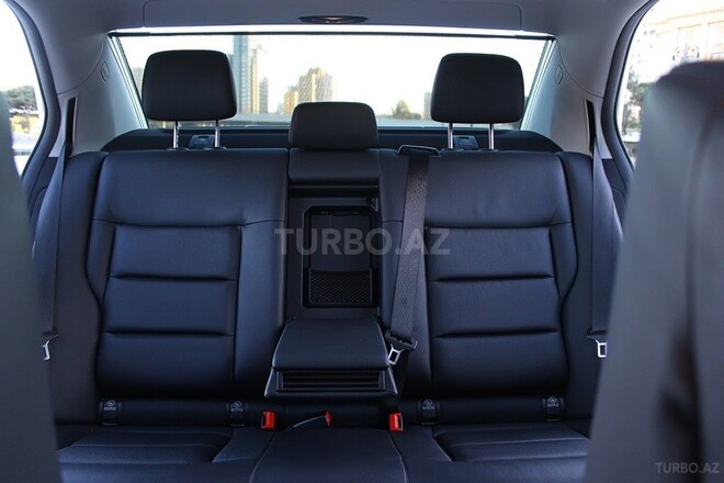 Mercedes E 250 2009, 278,000 km - 2.1 l - Bakı