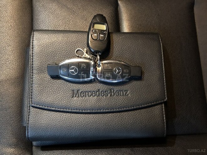Mercedes E 250 2009, 278,000 km - 2.1 l - Bakı