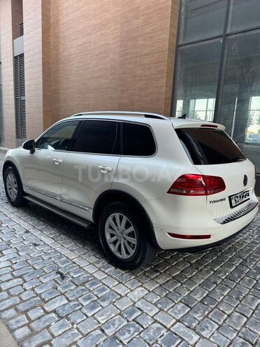 Volkswagen Touareg 2010, 334,450 km - 3.6 л - Bakı
