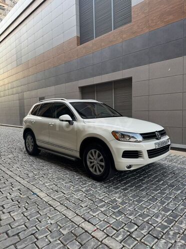 Volkswagen Touareg 2010, 334,450 km - 3.6 л - Bakı
