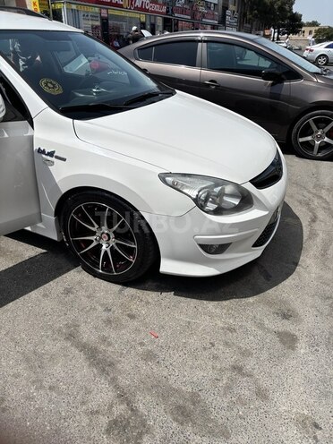 Hyundai i30 2011, 252,000 km - 1.4 л - Bakı