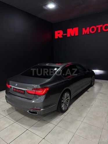 BMW 740 2018, 126,000 km - 3.0 l - Bakı
