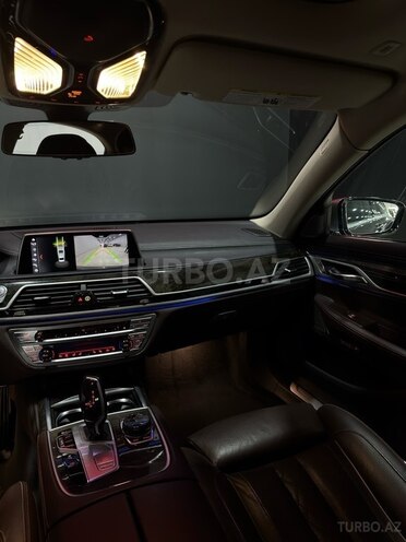 BMW 740 2018, 126,000 km - 3.0 l - Bakı