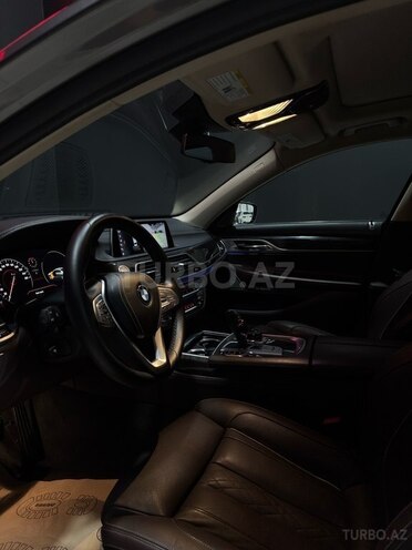 BMW 740 2018, 126,000 km - 3.0 l - Bakı