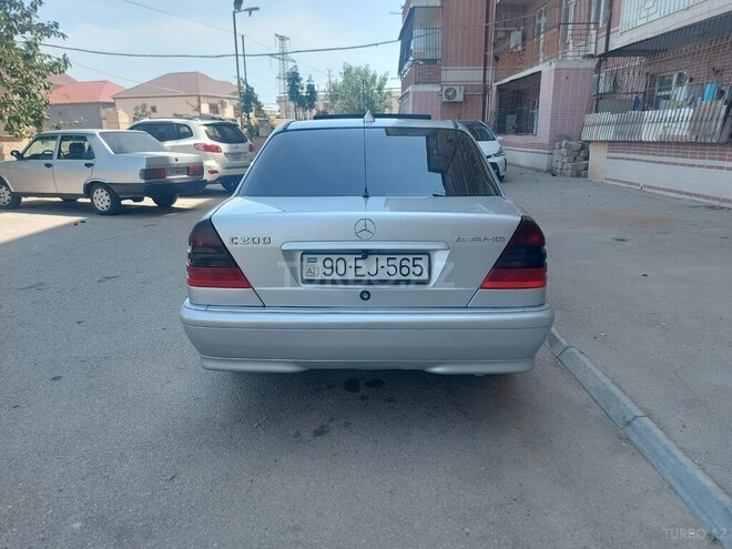Mercedes C 200 1999, 300,000 km - 2.0 л - Bakı