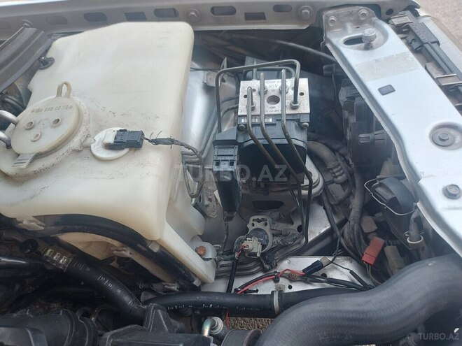 Mercedes C 200 1999, 300,000 km - 2.0 л - Bakı
