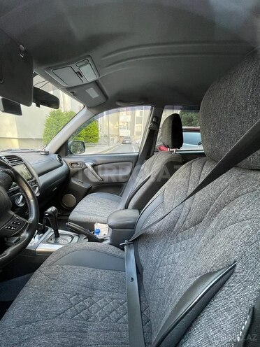 Toyota RAV4 2004, 370,000 km - 2.0 l - Bakı