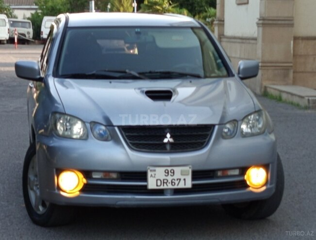 Mitsubishi Airtrek 2004, 265,000 km - 2.0 l - Bərdə