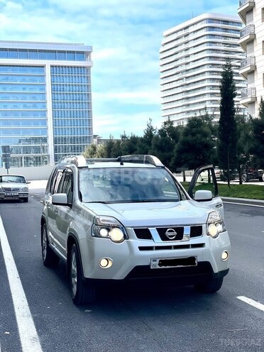 Nissan X-Trail 2013, 234,000 km - 2.5 l - Bakı