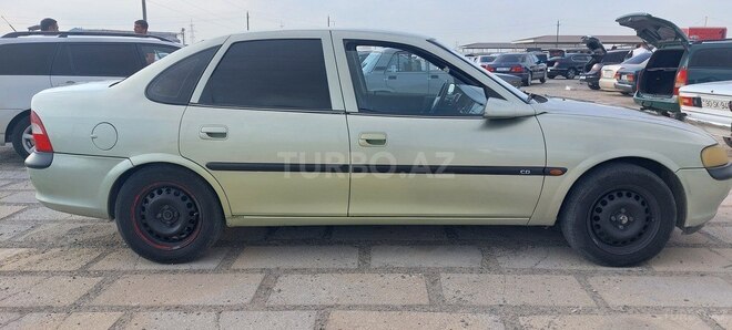 Opel Vectra 1996, 166,355 km - 1.8 l - Xırdalan