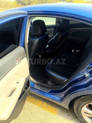 Hyundai Elantra 2016, 109,000 km - 2.0 l - Bakı