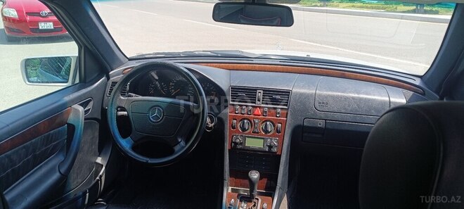 Mercedes C 240 1998, 354,000 km - 2.4 л - Gəncə