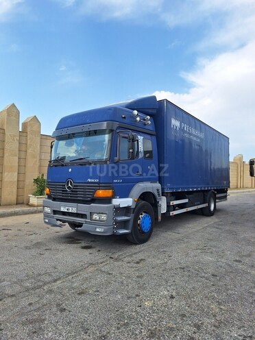 Mercedes Atego 1823 2001, 375,000 km - 6.3 l - Bakı