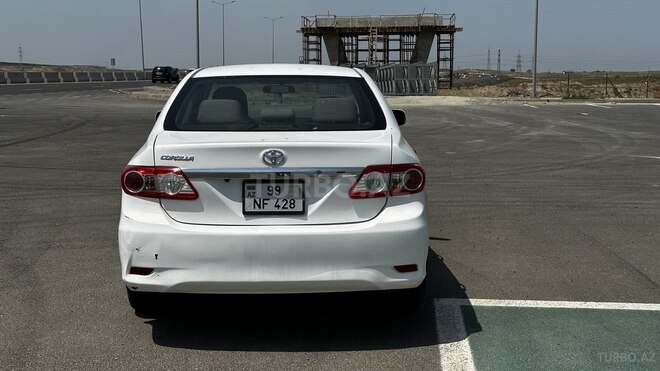 Toyota Corolla 2012, 165,000 km - 1.8 л - Bakı