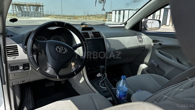 Toyota Corolla 2012, 165,000 km - 1.8 л - Bakı