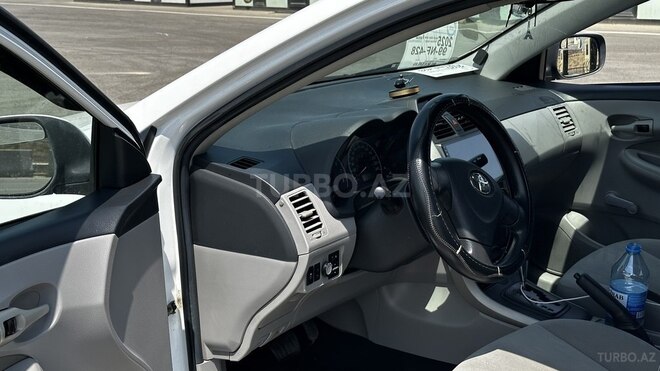 Toyota Corolla 2012, 165,000 km - 1.8 л - Bakı