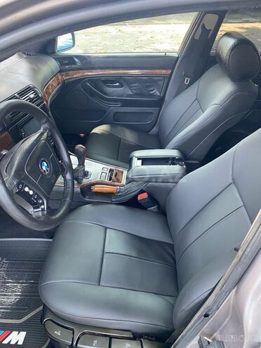BMW 528 1998, 285,000 km - 2.8 л - Mingəçevir