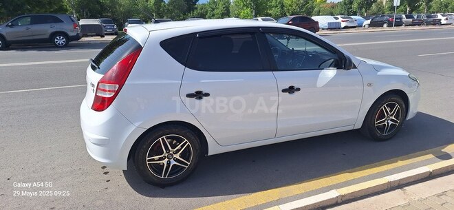 Hyundai i30 2009, 193,000 km - 1.4 л - Naxçıvan