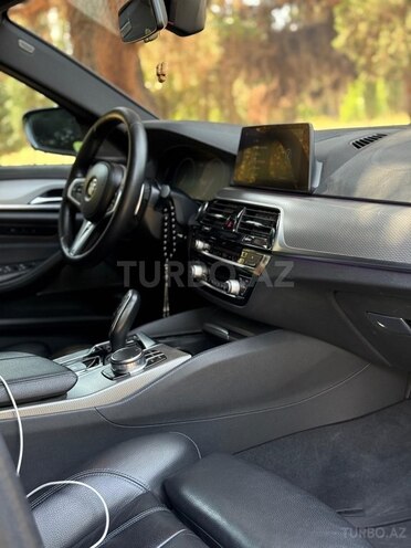 BMW 530 2018, 180,000 km - 2.0 l - Gəncə