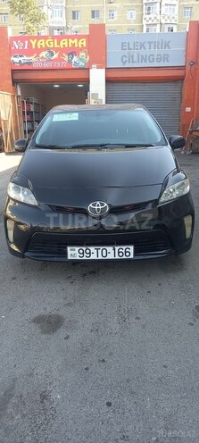 Toyota Prius 2015, 125,000 km - 1.8 л - Sumqayıt