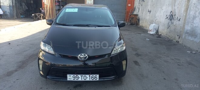Toyota Prius 2015, 125,000 km - 1.8 л - Sumqayıt