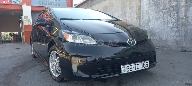 Toyota Prius 2015, 125,000 km - 1.8 л - Sumqayıt