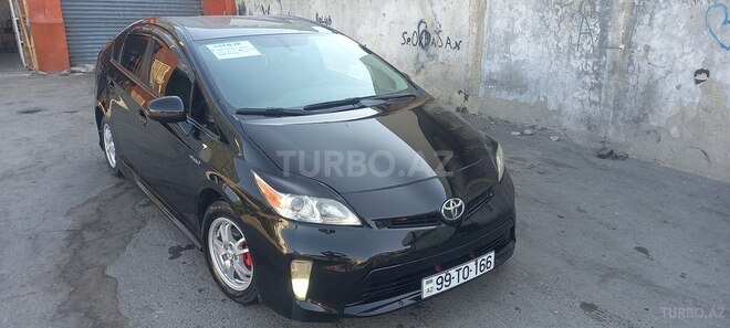 Toyota Prius 2015, 125,000 km - 1.8 л - Sumqayıt