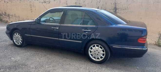 Mercedes E 240 1999, 368,000 km - 2.4 l - Bakı